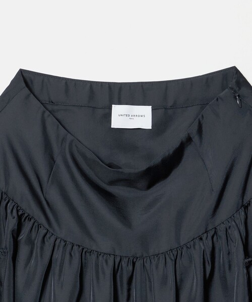 UNITED ARROWS(ユナイテッドアローズ)の「シルクライク ティアード スカート ‐ウォッシャブル‐(スカート・レディース・ネイビー/その他1・36/38)」の16枚目の写真