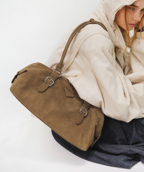 FENNEC(フェネック)の「SOTY BUCKLE BAG - PEBBLE CAMEL(ショルダーバッグ・レディース・その他・FREE)」の1枚目の写真