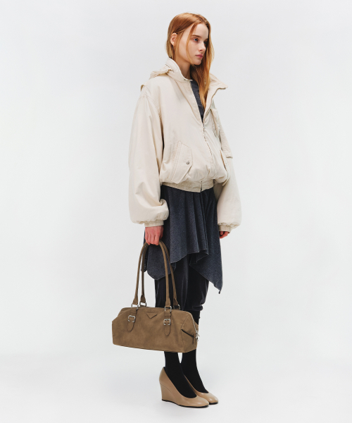 FENNEC(フェネック)の「SOTY BUCKLE BAG - PEBBLE CAMEL(ショルダーバッグ・レディース・その他・FREE)」の9枚目の写真