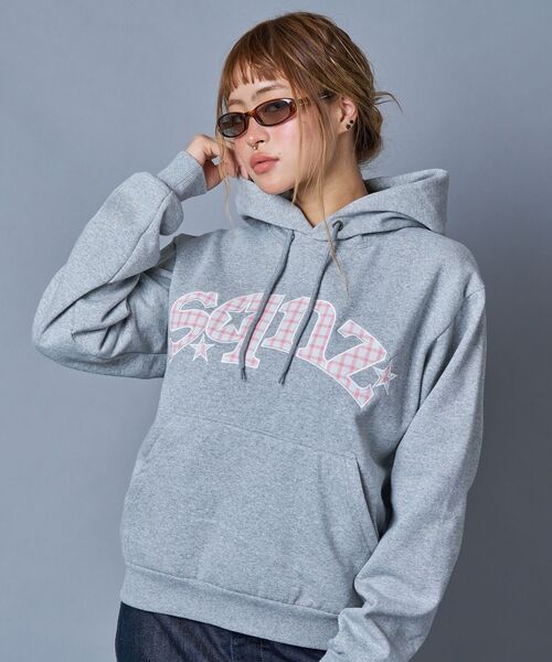 SEQUENZ(シークエンズ)の「※WEB限定 / チェック柄ワッペン / 短丈裏起毛ジップパーカー / sqnzgingham applique pk(パーカー・メンズ・ブラック/ブルー/ライトピンク/ブラウン・SMALL/MEDIUM/LARGE)」の7枚目の写真