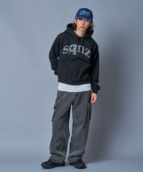 SEQUENZ(シークエンズ)の「※WEB限定 / チェック柄ワッペン / 短丈裏起毛ジップパーカー / sqnzgingham applique pk(パーカー・メンズ・ブラック/ブルー/ライトピンク/ブラウン・SMALL/MEDIUM/LARGE)」の18枚目の写真
