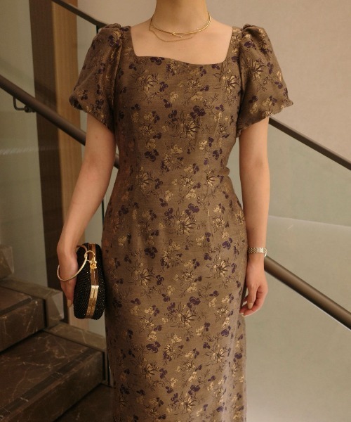LE'RURE(リルアー)の「Silk jacquard dress(ドレス・レディース・ベージュ系/ダークネイビー・TALL/MEDIUM/SMALL)」の4枚目の写真