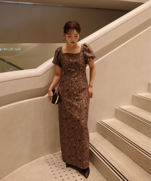 LE'RURE(リルアー)の「Silk jacquard dress(ドレス・レディース・ベージュ系/ダークネイビー・TALL/MEDIUM/SMALL)」の6枚目の写真