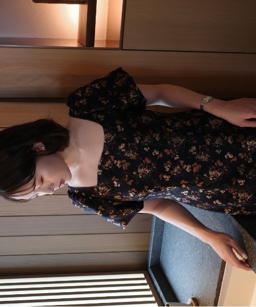 LE'RURE(リルアー)の「Silk jacquard dress(ドレス・レディース・ベージュ系/ダークネイビー・TALL/MEDIUM/SMALL)」の9枚目の写真