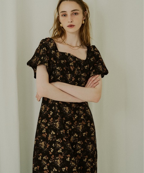 LE'RURE(リルアー)の「Silk jacquard dress(ドレス・レディース・ベージュ系/ダークネイビー・TALL/MEDIUM/SMALL)」の16枚目の写真