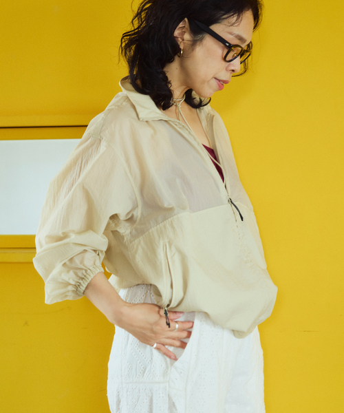 IENA LA BOUCLE(イエナラブークル)の「IENA LA BOUCLE シアーナイロンブルゾン(その他アウター・レディース・ベージュ・FREE)」の6枚目の写真