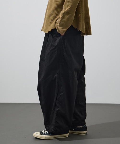 is-ness（イズネス）の「【is-ness/イズネス】Balloon EZ Pants（その他パンツ・メンズ・カーキ/ブラック・M/L）」の2枚目の写真