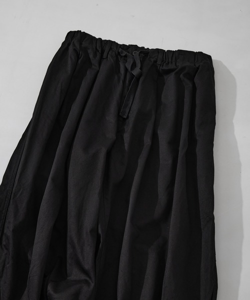 is-ness（イズネス）の「【is-ness/イズネス】Balloon EZ Pants（その他パンツ・メンズ・カーキ/ブラック・M/L）」の4枚目の写真