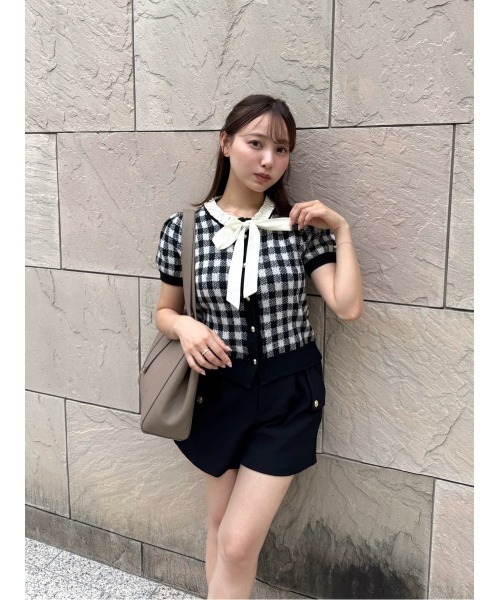 Her lip to(ハーリップトゥー)の「Lucine Ribbon Cardigan(カーディガン/ボレロ・レディース・ブラック×ホワイト・S/M)」の4枚目の写真