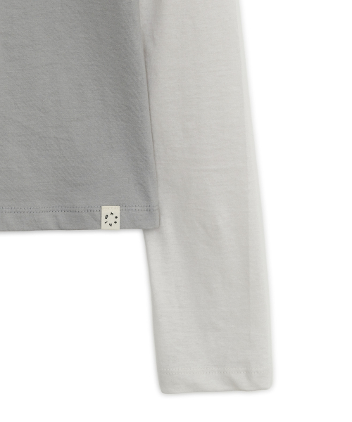 OHESHIO(オヘシオ)の「FLORAL LABEL レイヤードTシャツ(グレー)(Tシャツ/カットソー・レディース・その他・FREE)」の10枚目の写真