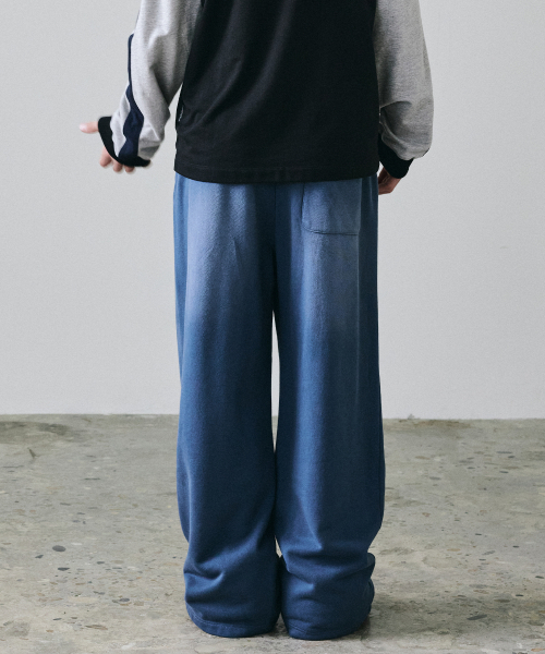MAISON MINED(メゾンミネド)の「ヴィンテージジム スウェットパンツ ネイビー(スウェットパンツ・メンズ・その他・MEDIUM/LARGE)」の4枚目の写真