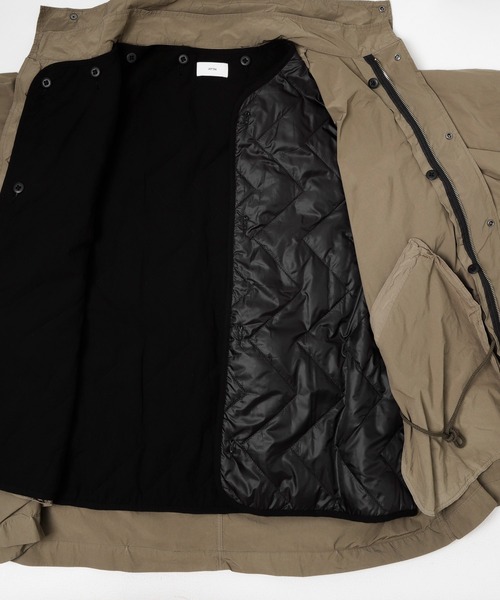 ATON(エイトン)の「ATON SHORT MODS COAT(モッズコート・メンズ・ブラック/ベージュ系その他・4/6)」の5枚目の写真