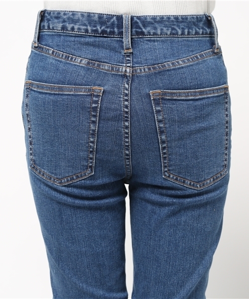 MOUSSY（マウジー）の「iSKO HW EMOTION hem SKINNY（デニムパンツ・レディース・ライトブルー・26inch/24inch/23inch/27inch/25inch）」の6枚目の写真