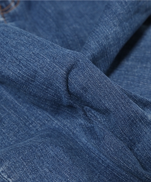 MOUSSY（マウジー）の「iSKO HW EMOTION hem SKINNY（デニムパンツ・レディース・ライトブルー・26inch/24inch/23inch/27inch/25inch）」の11枚目の写真