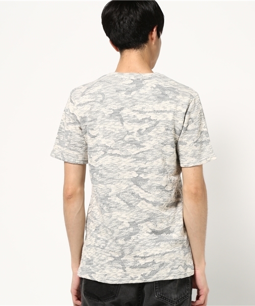 VENCEEXCHANGE（ヴァンスエクスチェンジ）の「スラブ迷彩ジャガードTシャツ（Tシャツ/カットソー・メンズ・グレー/ネイビー・SMALL/LARGE/MEDIUM）」の4枚目の写真