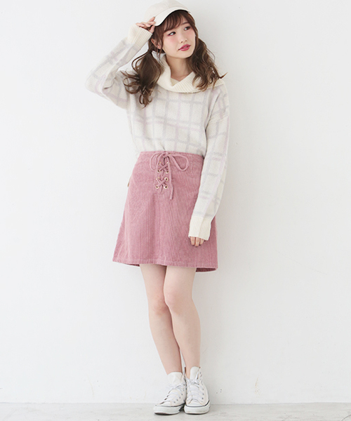 one after another NICE CLAUP(ワンアフターアナザーナイスクラップ)の「レースアップ台形ミニスカート(スカート・レディース・ブラウン/ピンク/ネイビー/アイボリー・FREE)」の5枚目の写真