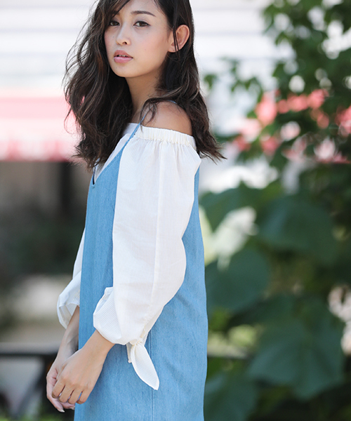 Denime（ドゥニーム）の「袖リボンオフショルブラウス（シャツ/ブラウス・レディース・ブルー系その他4/イエロー系その他5/カーキ/ホワイト・FREE）」の2枚目の写真