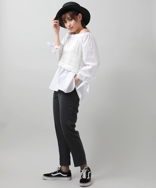 Denime（ドゥニーム）の「袖リボンオフショルブラウス（シャツ/ブラウス・レディース・ブルー系その他4/イエロー系その他5/カーキ/ホワイト・FREE）」の13枚目の写真