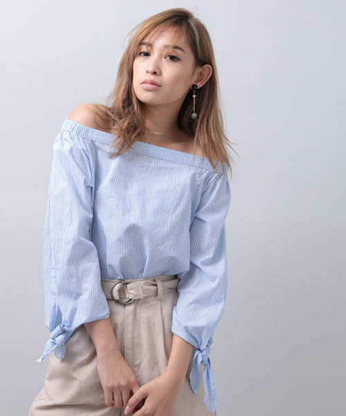 Denime（ドゥニーム）の「袖リボンオフショルブラウス（シャツ/ブラウス・レディース・ブルー系その他4/イエロー系その他5/カーキ/ホワイト・FREE）」の20枚目の写真