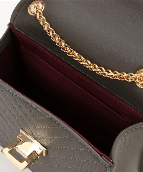 PLAIN CLOTHING（プレーンクロージング）の「チェーンミニショルダーバッグ【PLAIN CLOTHING】（ショルダーバッグ・レディース・グリーン/ホワイト/レッド/ブラック/グレー・FREE）」の21枚目の写真