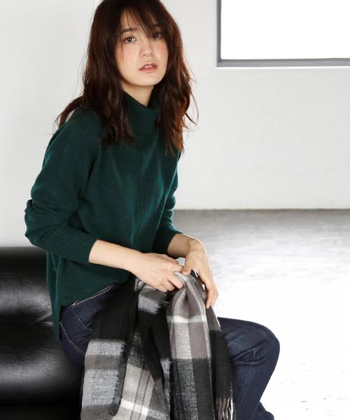 coen（コーエン）の「【新色追加・手洗いできる】ラムウールタートルネックニット（ニット/セーター・レディース・ホワイト/グレー/ダークグリーン/ネイビー/オフホワイト/イエロー/ピンク・FREE）」の5枚目の写真