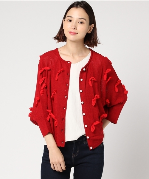 POU DOU DOU(プードゥドゥ)の「シフォンリボン付きドルマンカーディガン(カーディガン/ボレロ・レディース・レッド/ブルー/ベージュ・3)」の1枚目の写真