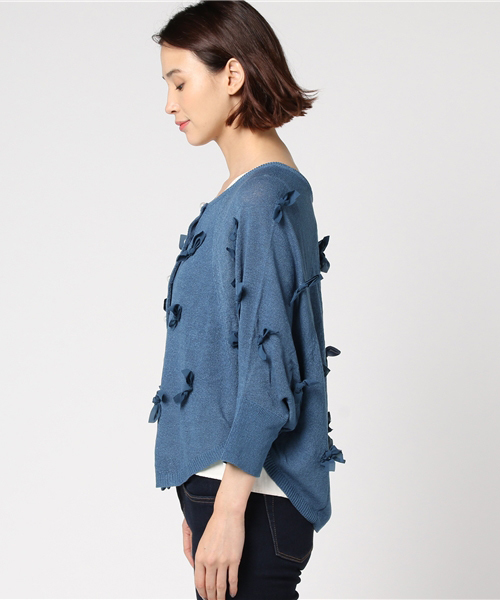 POU DOU DOU(プードゥドゥ)の「シフォンリボン付きドルマンカーディガン(カーディガン/ボレロ・レディース・レッド/ブルー/ベージュ・3)」の5枚目の写真