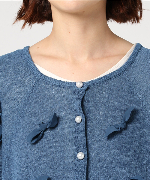 POU DOU DOU(プードゥドゥ)の「シフォンリボン付きドルマンカーディガン(カーディガン/ボレロ・レディース・レッド/ブルー/ベージュ・3)」の7枚目の写真