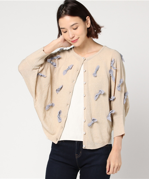 POU DOU DOU(プードゥドゥ)の「シフォンリボン付きドルマンカーディガン(カーディガン/ボレロ・レディース・レッド/ブルー/ベージュ・3)」の11枚目の写真