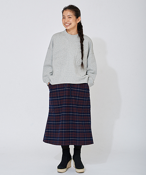 mercibeaucoup,（メルシーボークー）の「Ｂ：ポケオシウラケ（Tシャツ/カットソー・レディース・グレー/オフホワイト/ネイビー・01）」の5枚目の写真