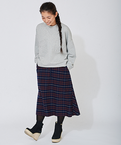 mercibeaucoup,（メルシーボークー）の「Ｂ：ポケオシウラケ（Tシャツ/カットソー・レディース・グレー/オフホワイト/ネイビー・01）」の8枚目の写真