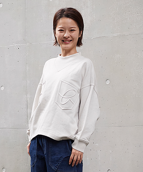 mercibeaucoup,（メルシーボークー）の「Ｂ：ポケオシウラケ（Tシャツ/カットソー・レディース・グレー/オフホワイト/ネイビー・01）」の17枚目の写真