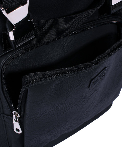 ８(eight)（エイト）の「スクエア リュックサック リュック PUレザー （バックパック/リュック・メンズ・ホワイト/ブラック×ホワイト/ブラック・FREE）」の15枚目の写真