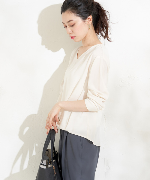 un dix cors（アンディコール）の「【カラーバリエーション☆】ライトベネフロントタックブラウス（シャツ/ブラウス・レディース・ホワイト/イエロー/ラベンダー/ライトグレー/モスグリーン・ﾌﾘ-）」の2枚目の写真