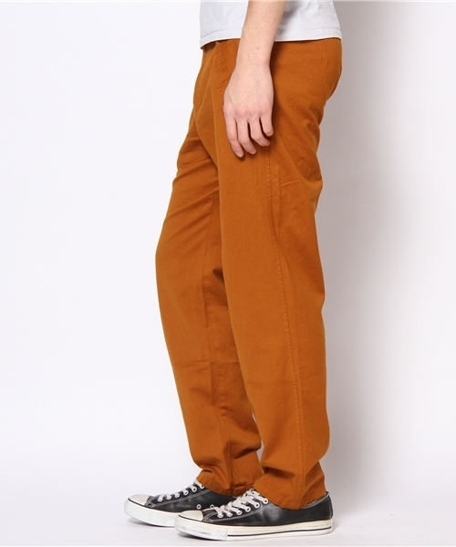 KATHARINE HAMNETT LONDON （キャサリンハムネットロンドン）の「アーカイブカーゴ（カーゴパンツ・メンズ・ブラウン/カーキ・LARGE/MEDIUM）」の3枚目の写真