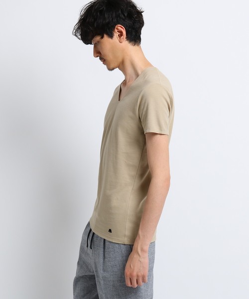 TAKEO KIKUCHI（タケオキクチ）の「汗染み防止インナーシャツ[ メンズ 吸水速乾]（Tシャツ/カットソー・メンズ・ホワイト/ベージュ/グレー・02/03/04）」の6枚目の写真