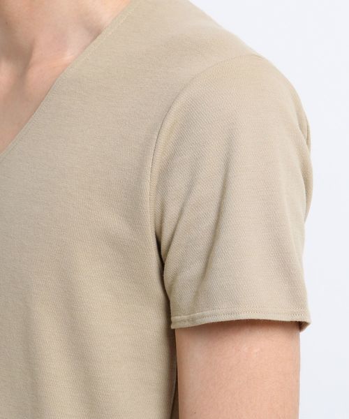 TAKEO KIKUCHI（タケオキクチ）の「汗染み防止インナーシャツ[ メンズ 吸水速乾]（Tシャツ/カットソー・メンズ・ホワイト/ベージュ/グレー・02/03/04）」の9枚目の写真