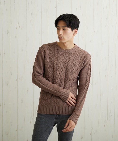 Bling Leads（ブリングリーズ）の「【Bl】【Bling Leads】ケーブルクルーニット（ニット/セーター・レディース・ブラック/ネイビー/レッド/ワインレッド/ホワイト系その他/ブラック系その他/グレー系その他/ブルー系その他/キャメル/ホワイト系その他2/ブラック系その他2/グレー系その他2/ブラウン/ベージュ/ライトパープル/ネイビー×ホワイト/ブラック×ホワイト/グリーン系/その他2/その他1/ブルーグレー・MEDIUM/LARGE/X-LARGE）」の11枚目の写真