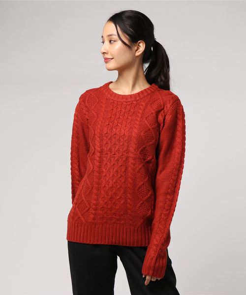 Bling Leads（ブリングリーズ）の「【Bl】【Bling Leads】ケーブルクルーニット（ニット/セーター・レディース・ブラック/ネイビー/レッド/ワインレッド/ホワイト系その他/ブラック系その他/グレー系その他/ブルー系その他/キャメル/ホワイト系その他2/ブラック系その他2/グレー系その他2/ブラウン/ベージュ/ライトパープル/ネイビー×ホワイト/ブラック×ホワイト/グリーン系/その他2/その他1/ブルーグレー・MEDIUM/LARGE/X-LARGE）」の18枚目の写真