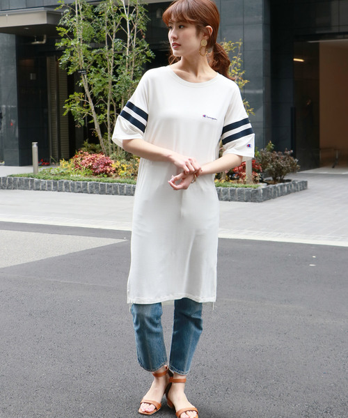 Champion(チャンピオン)の「【Champion】スリットワンピース(ワンピース・レディース・ホワイト/チャコールグレー/ネイビー・M)」の4枚目の写真