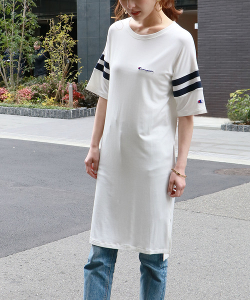Champion(チャンピオン)の「【Champion】スリットワンピース(ワンピース・レディース・ホワイト/チャコールグレー/ネイビー・M)」の6枚目の写真