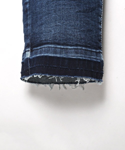LUXSTYLE（ラグスタイル）の「ハードダメージ加工カットオフアンクルデニムスキニーパンツ（デニムパンツ・メンズ・ブルー系その他/インディゴブルー/ブルー/グレー/ブラック/ホワイト・L/XL/M/S）」の9枚目の写真