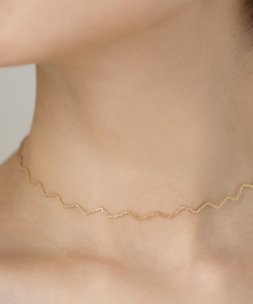 colleca la(コレカラ)の「ギザギザチェーンチョーカー(チョーカー・レディース・シルバー/ゴールド・フリ-)」の5枚目の写真