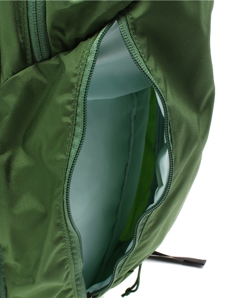 BEAMS BOY（ビームスボーイ）の「□ARC'TERYX / “MANTIS 26” 1627CL（バックパック/リュック・レディース・オレンジ/グリーン・ONE SIZE）」の16枚目の写真