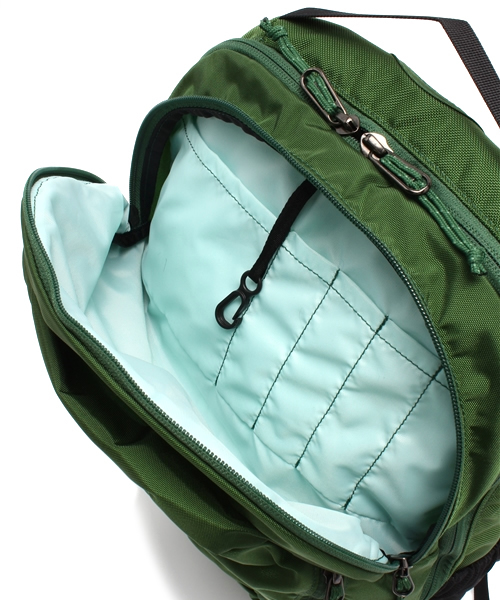 BEAMS BOY（ビームスボーイ）の「□ARC'TERYX / “MANTIS 26” 1627CL（バックパック/リュック・レディース・オレンジ/グリーン・ONE SIZE）」の6枚目の写真