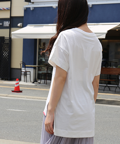 n'ee-ne（ネーネ）の「ロゴTシャツ（Tシャツ/カットソー・レディース・ブラック系その他2/ブラック系その他/ホワイト系その他2/ホワイト系その他・M）」の18枚目の写真