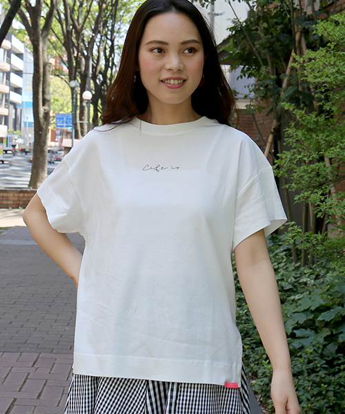 n'ee-ne（ネーネ）の「ロゴTシャツ（Tシャツ/カットソー・レディース・ブラック系その他2/ブラック系その他/ホワイト系その他2/ホワイト系その他・M）」の9枚目の写真