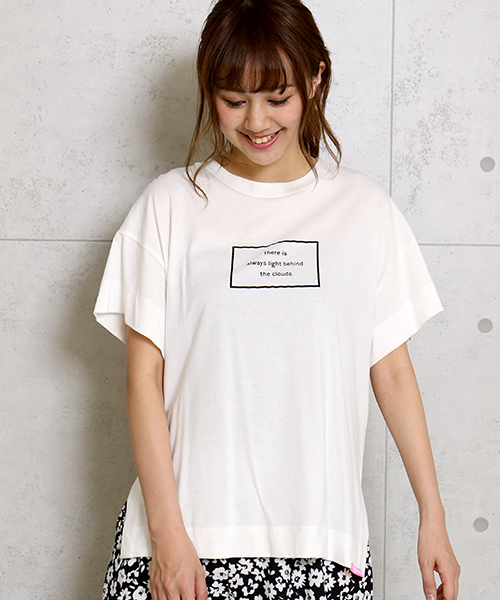 n'ee-ne（ネーネ）の「ロゴTシャツ（Tシャツ/カットソー・レディース・ブラック系その他2/ブラック系その他/ホワイト系その他2/ホワイト系その他・M）」の13枚目の写真