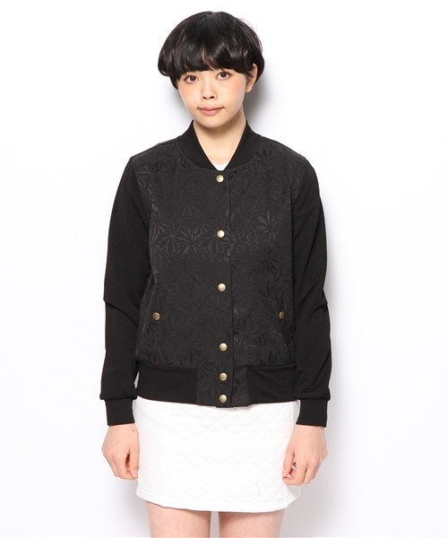 Khaju（カージュ）の「Khaju:ボタニカルジャカードブルゾン（ブルゾン・レディース・ホワイト/ブラック・ONE SIZE）」の11枚目の写真