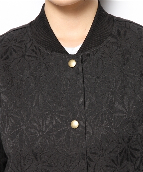 Khaju（カージュ）の「Khaju:ボタニカルジャカードブルゾン（ブルゾン・レディース・ホワイト/ブラック・ONE SIZE）」の8枚目の写真